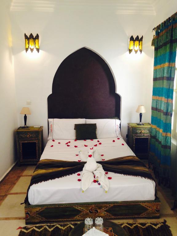 Riad Bjoujna Marrakesh Esterno foto