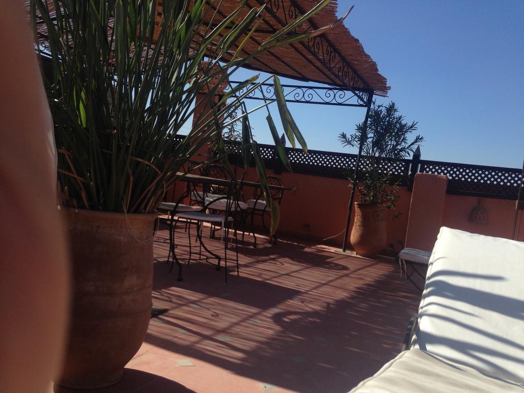Riad Bjoujna Marrakesh Esterno foto